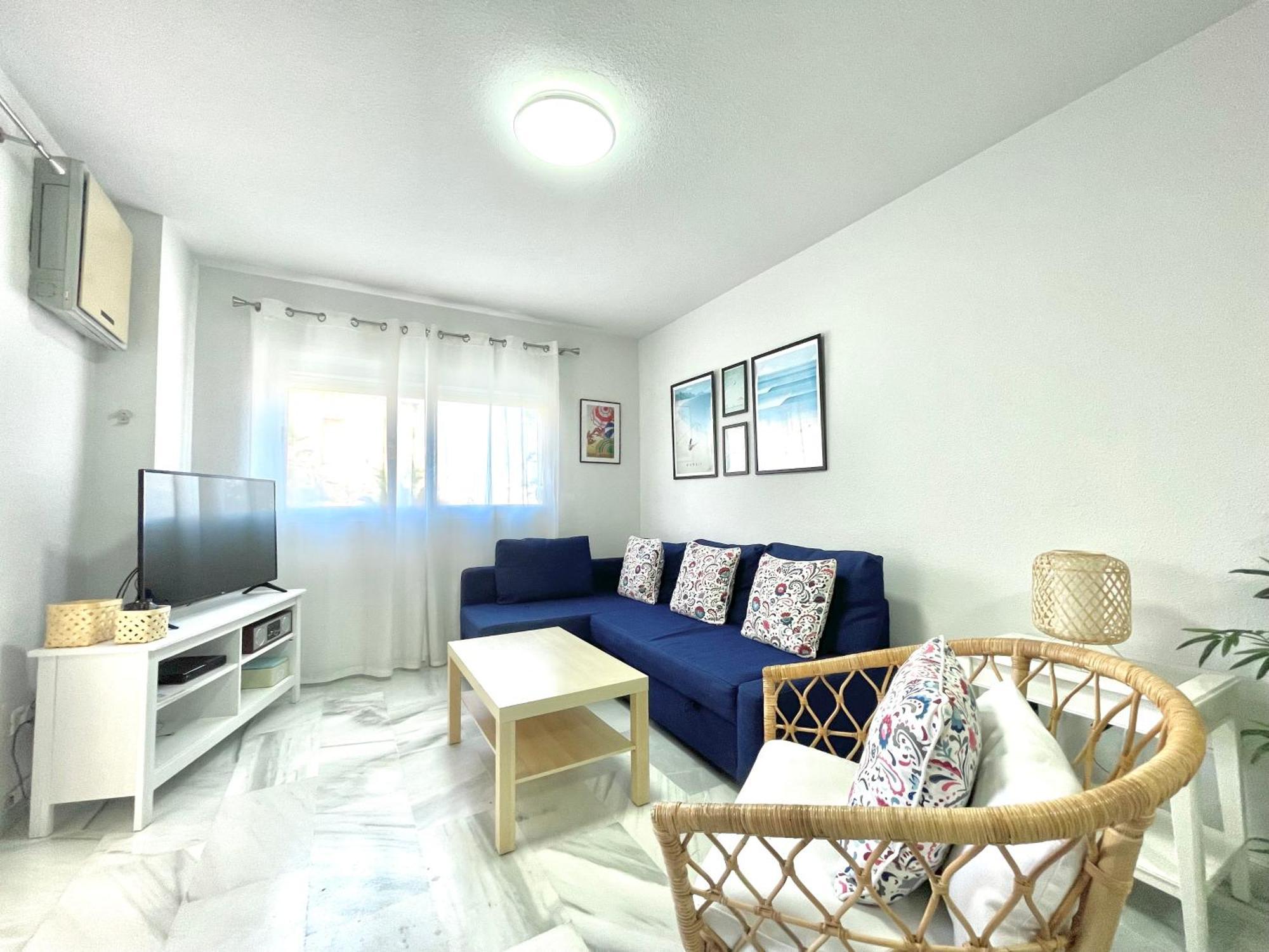 Lafrenchtouch - Amplio Apto Con Piscina Y Parking Apartment Torremolinos