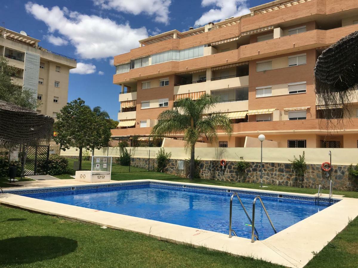 Lafrenchtouch - Amplio Apto Con Piscina Y Parking Apartment Torremolinos